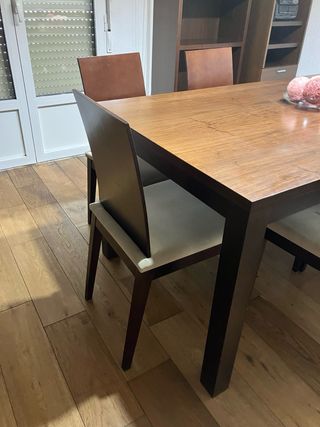 Mesa comedor + 6 sillas,maciza