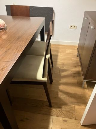 Mesa comedor + 6 sillas,maciza