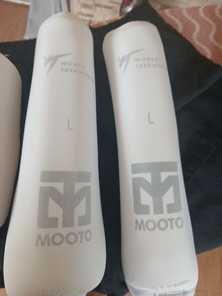 Protecciones Mooto Taekwondo L