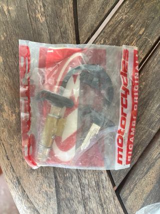 Beta 300: blocchetto chiavi + ricambi