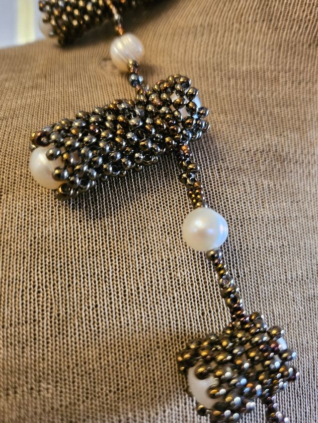 Collana artigianale marrone e bianca