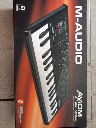 M-Audio Axiom AIR Mini 32