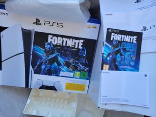 PS5 Fortnite - Caja vacía