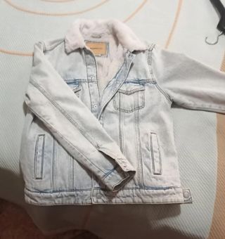 Cazadora vaquera PULL&BEAR - Talla S