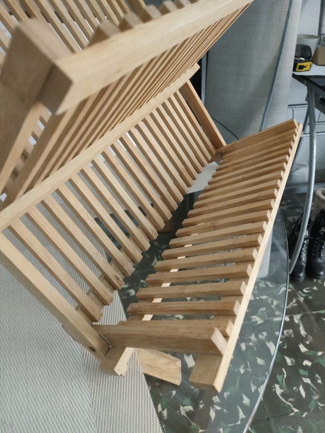 Escurreplatos plegable de madera
