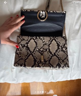 Bolso bandolera serpiente beige-negro nuevo.