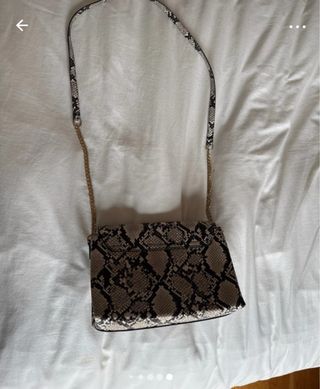 Bolso bandolera serpiente beige-negro nuevo.
