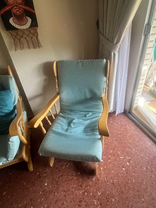 Sofá y butaca vintage de madera