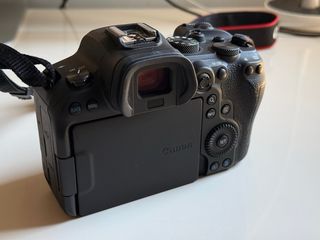 Canon EOS R6 - Cámara