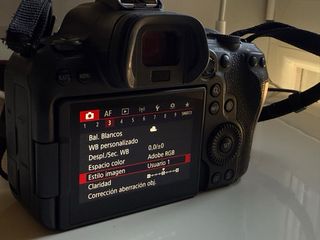 Canon EOS R6 - Cámara