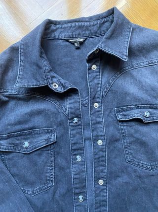 Camisa vaquera negra Massimo Dutti