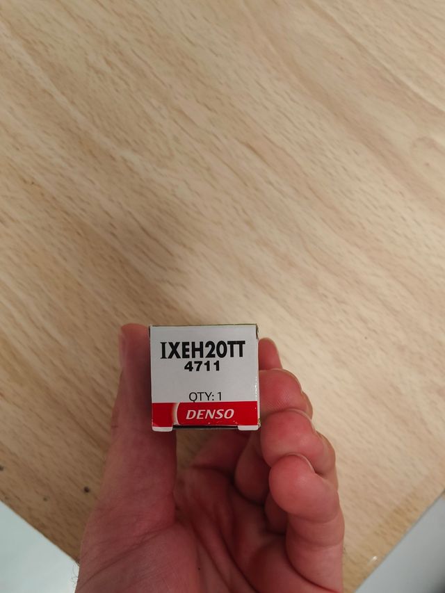 Bujía Denso Iridium IXEH20TT