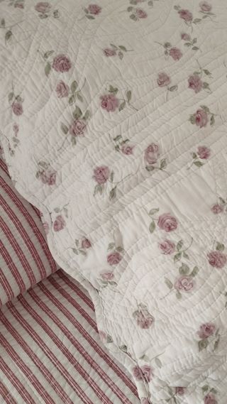 Edredón rayas y flores reversible