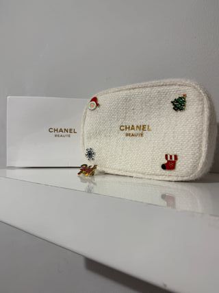 Neceser CHANEL Beauté – Edición Limitada Navideña 