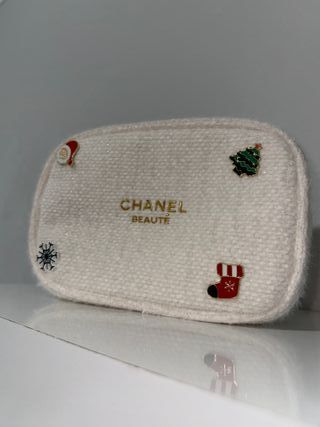 Neceser CHANEL Beauté – Edición Limitada Navideña 