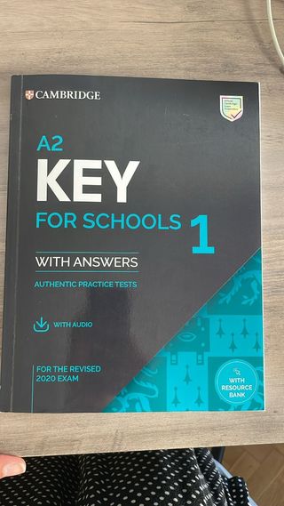 Libro de inglés A2 de Cambridge