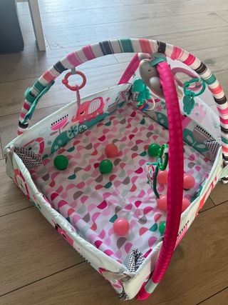 Parque infantil bebé