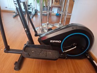 Bicicleta elíptica Zipro - ejercicio