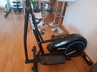 Bicicleta elíptica Zipro - ejercicio
