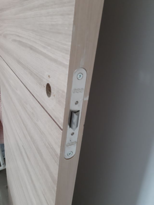 Puerta 3 rayas -  Texturizada