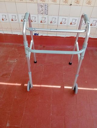 Andador ancianos