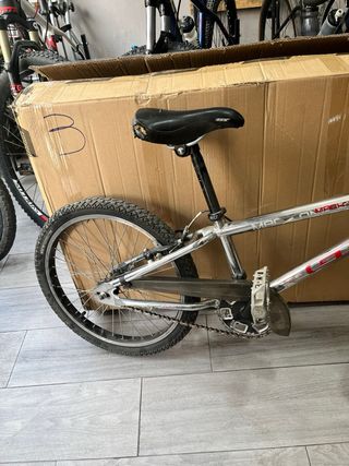 Bicicleta BMX GT Mach One Expert