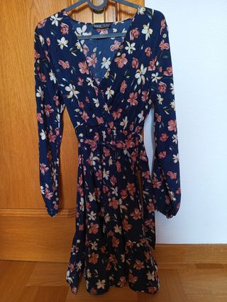 Vestido flores Talla 38/40 nuevo