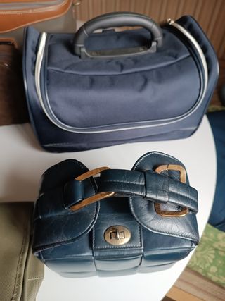 Bolsos y neceseres vintage (marrón y negro)