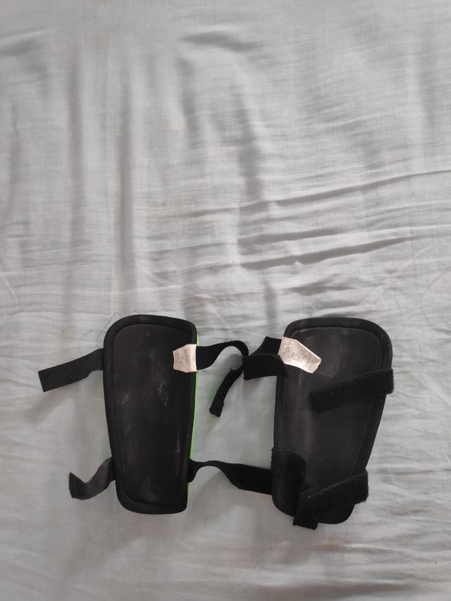 Espinilleras Boomerang Unisex