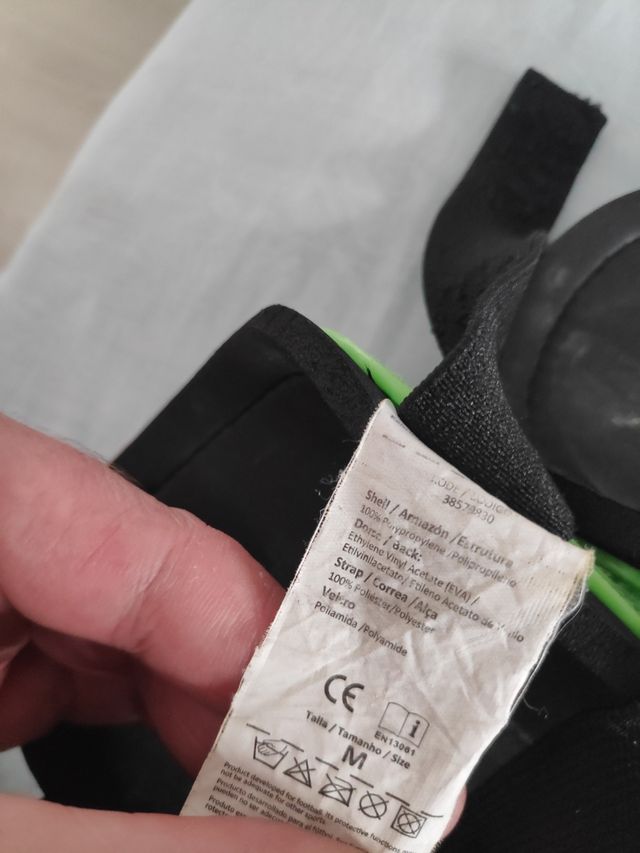 Espinilleras Boomerang Unisex