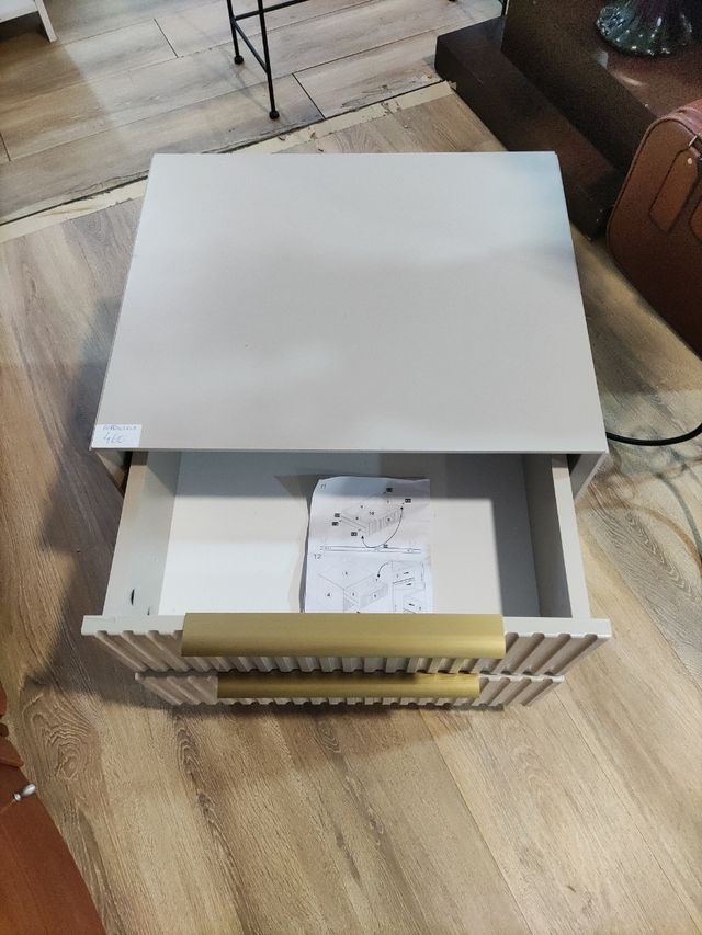 Mesita NUEVA de noche Kailua M100 beige