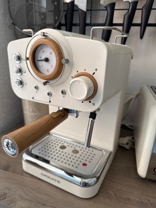 Cafetera CREATE con vaporizador