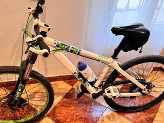 Bicicleta de montaña BERG Turbo 2.2