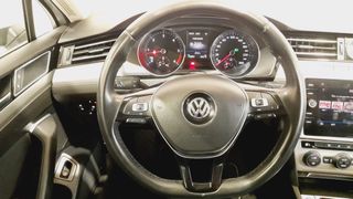 Volkswagen Passat 2019