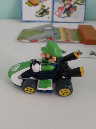 Macchinina Luigi Mario Kart Kinder