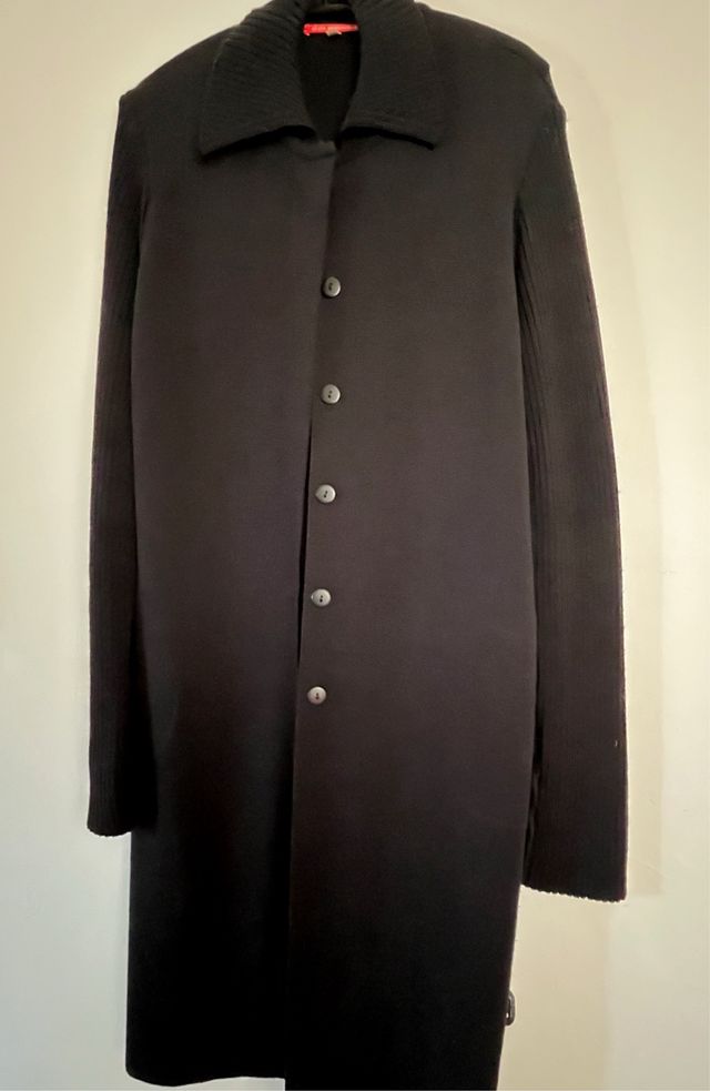 Elegante chaquetón negro Alain Manoukian T. M