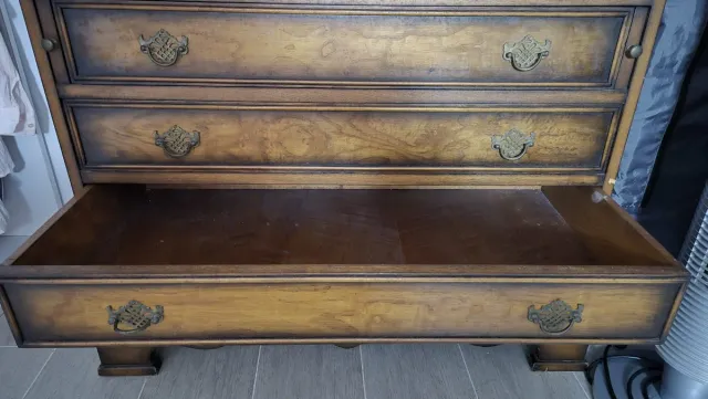 Escritorio buró antiguo de madera