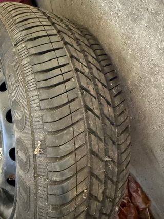 Rueda 195/65 R15 GoodYear