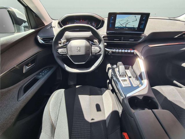 Peugeot 3008 1.2i 130cv. EAT8 automático 