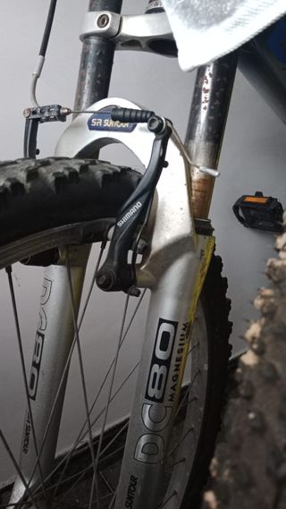 Bicicletas montaña Giant & Bangkok
Una 150€