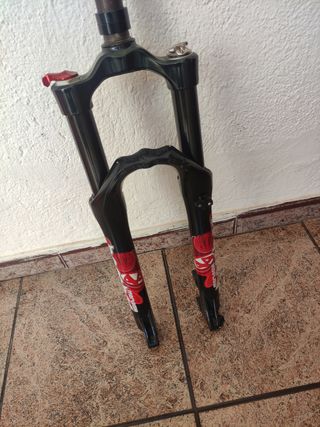 Horquilla MTB Marzocchi