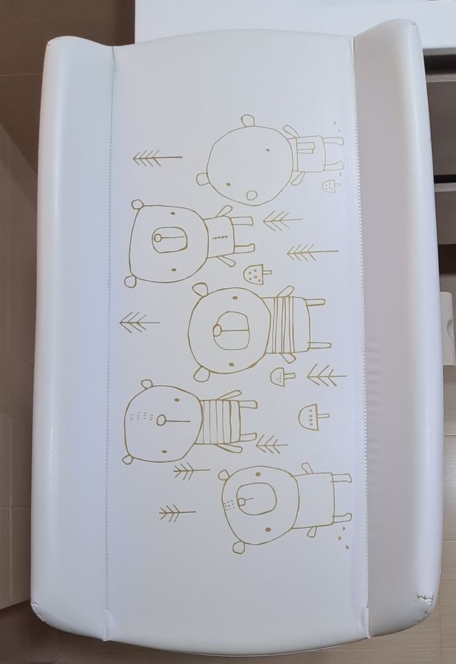 Cambiador Jané Flip con bañera color madera