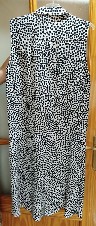 Vestido lunares blanco y negro