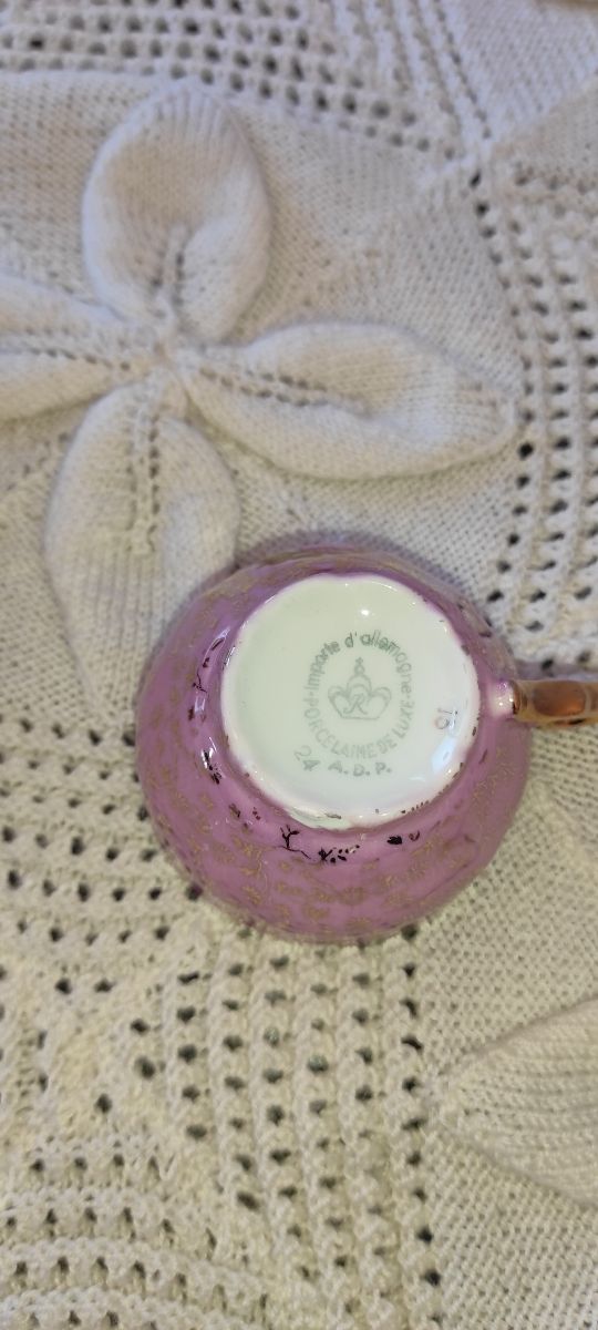 Set da caffè in porcellana viola-oro