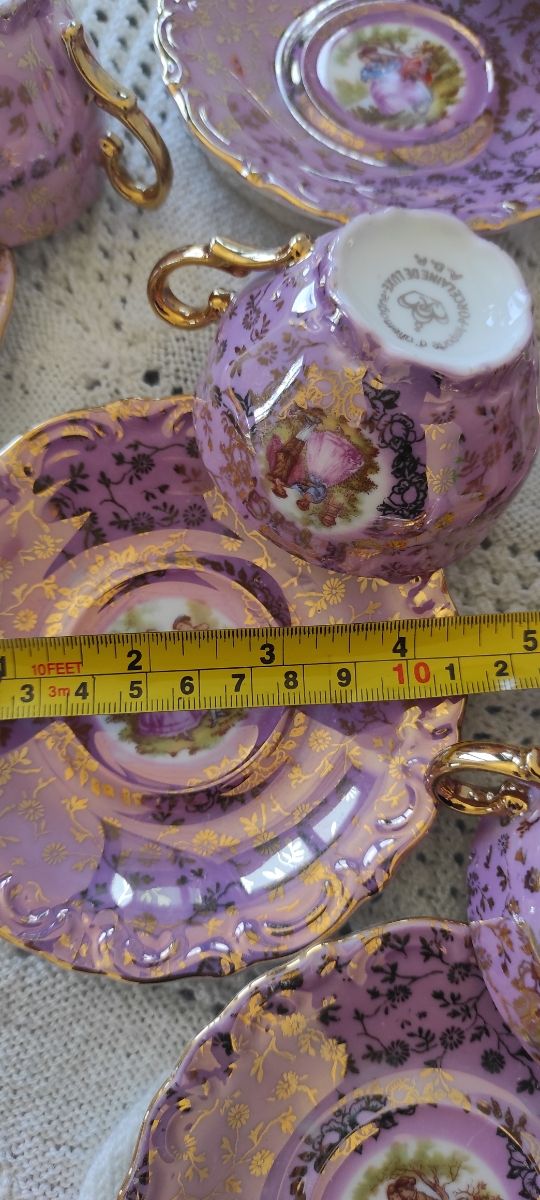 Set da caffè in porcellana viola-oro