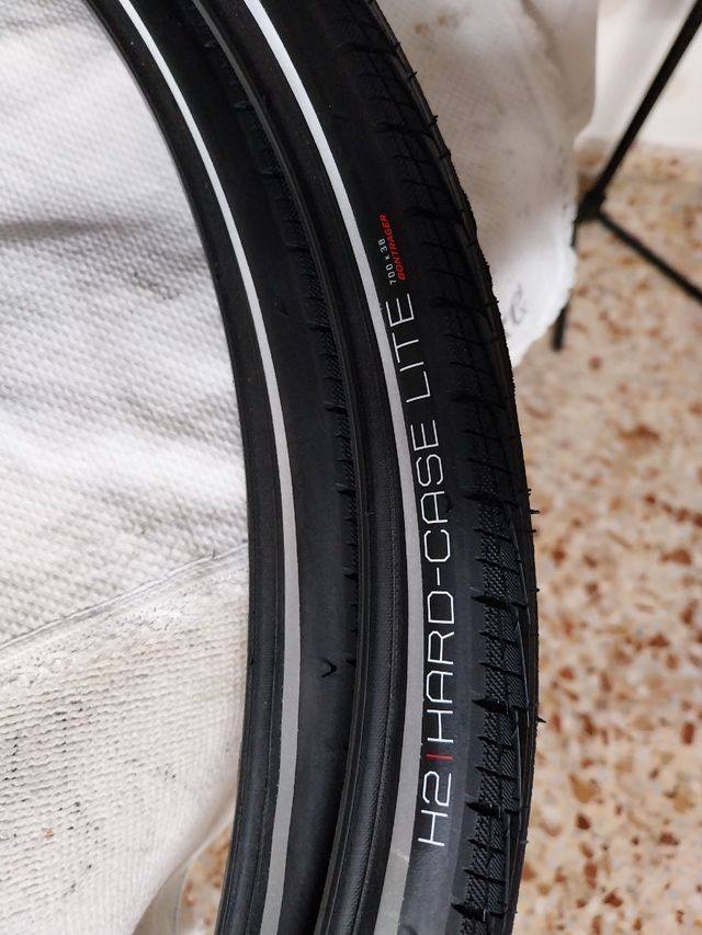 Cubiertas Bontrager 700x38 h2 hard-case lite