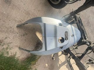 Kymco Agility 125: Colin Trasero