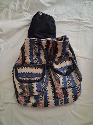 Zaino blu e bianco stile etnico