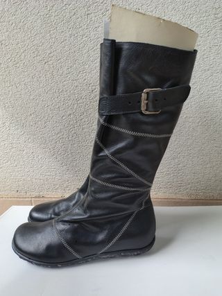 Botas Piel Negras