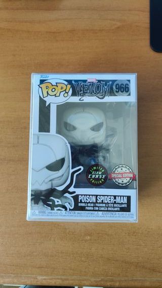 Funko POP! Venom Spider-Man Chase